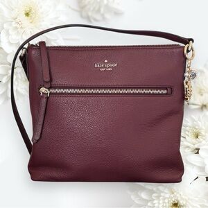 EUC Kate Spade Crossbody with Turtle Bag Charm